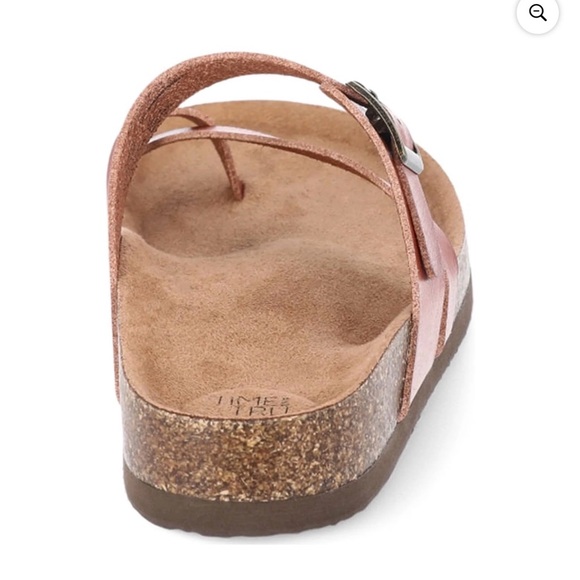 💜Time and Tru Women's Wide Width Asymmetric Strap Footbed Sandals, Size:12W - Picture 3 of 5